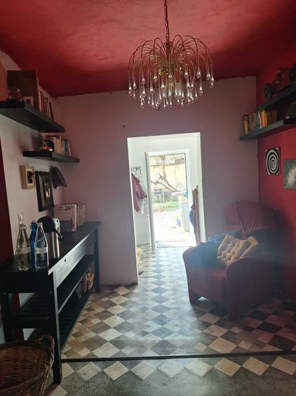 Casă cu 4 camere în Câmp
