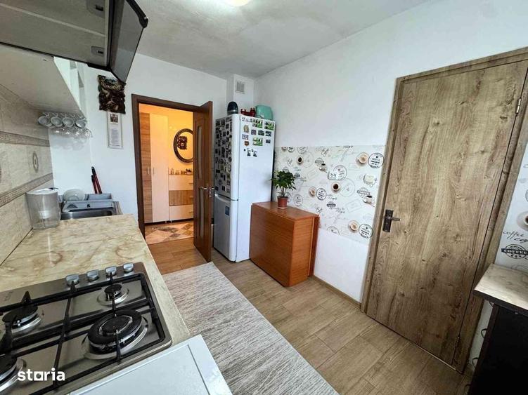 Apartament cu 2 camere decomandat în Energiei