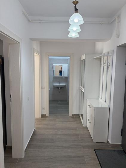 Apartament cu 2 camere decomandat în Albert