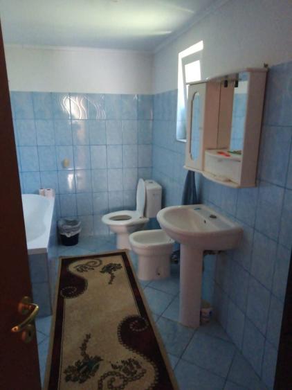 Casă cu 2 camere în Dumbrăveni