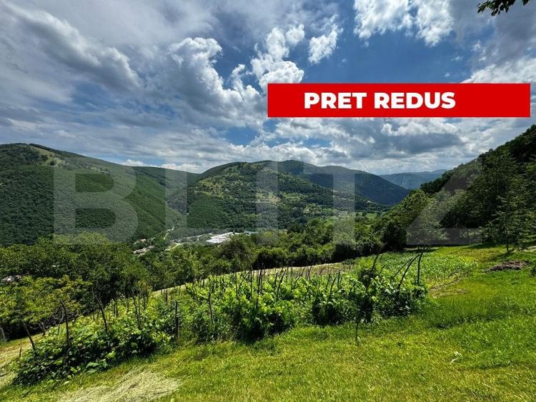 Casă individuală cu 2 camere cu Teren 9340 Mp în Exterior Sud