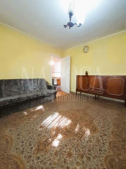 Apartament cu 3 camere decomandat în Cantemir