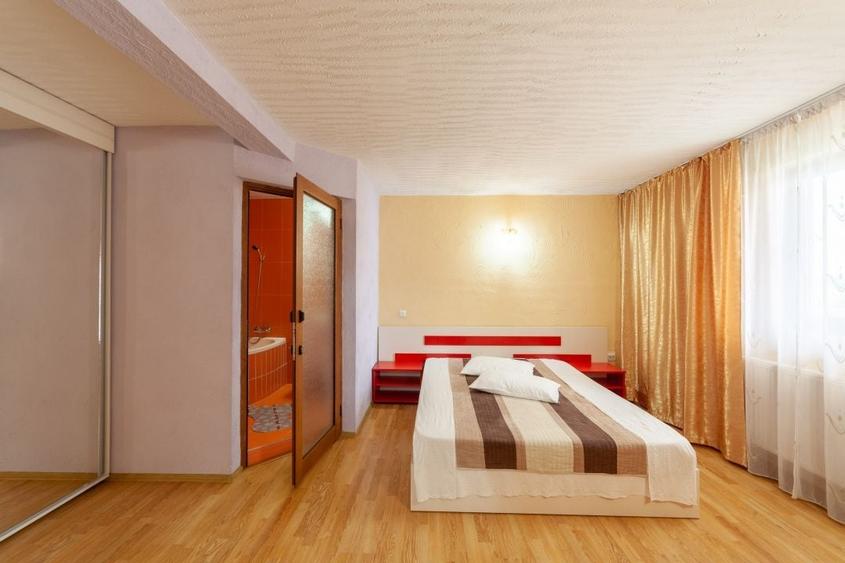 Hotel/Pensiune, de 500 mp, în Valea Iașului