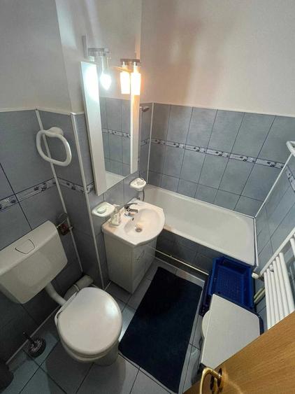 Garsonieră decomandată în Central