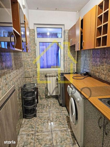 Apartament cu 2 camere semidecomandat în Romană