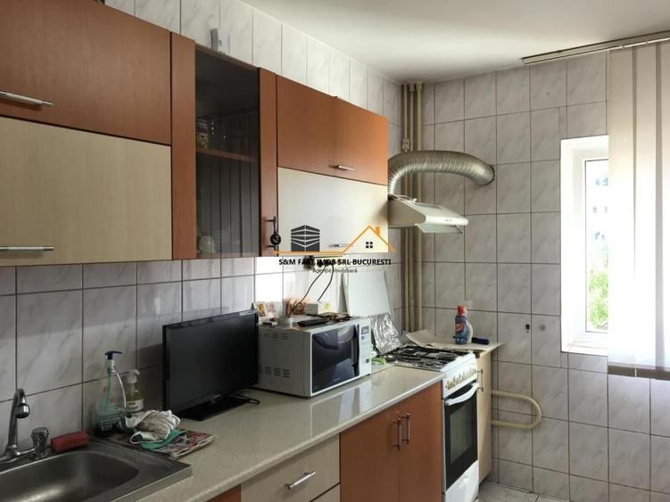 Apartament cu 3 camere, mobilat în 13 Septembrie