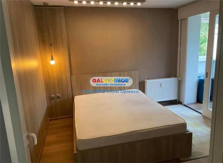 Apartament cu 3 camere semidecomandat, mobilat în Titan