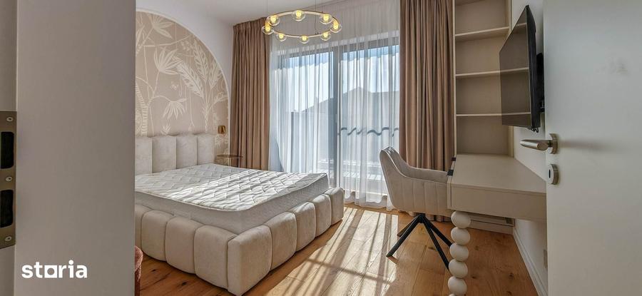 Casă cu 5 camere cu Teren 200 Mp în Central