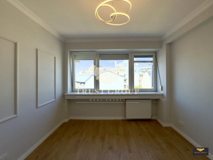 Apartament cu 3 camere semidecomandat în Cișmigiu