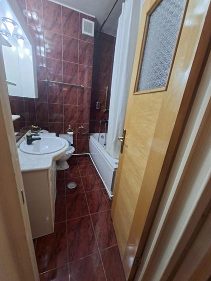 Penthouse cu 5 camere decomandat în Armeneasca