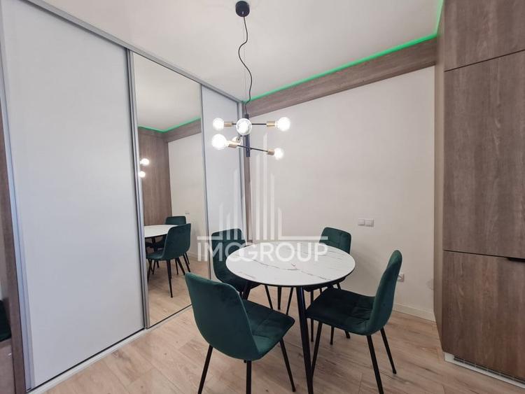 Apartament cu 2 camere semidecomandat, mobilat în Semicentral