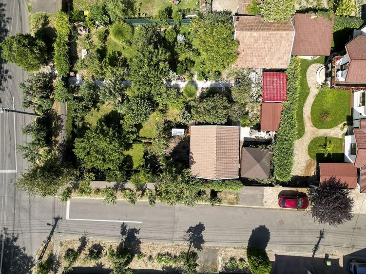 Casă individuală cu 1 camere cu Teren 350 Mp în Subcetate
