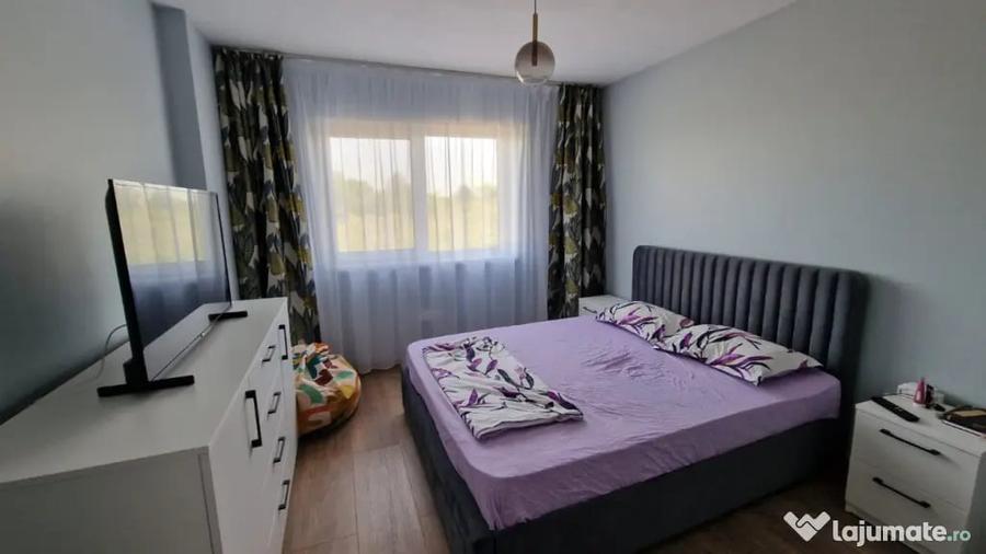 Apartament cu 3 camere semidecomandat în Gheorgheni