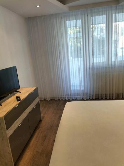 Apartament cu 2 camere decomandat în Precista