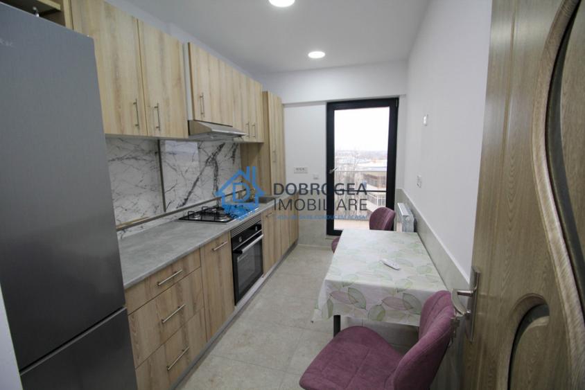 Apartament cu 2 camere decomandat în Păcii