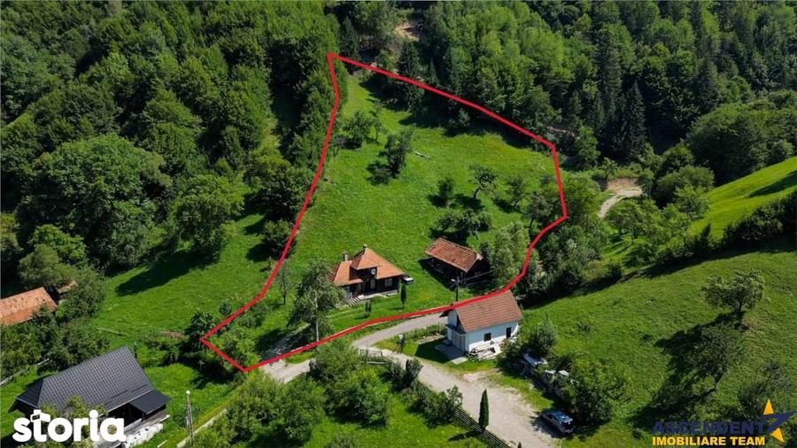 Casă cu 2 camere decomandat cu Teren 4300 Mp în Bran