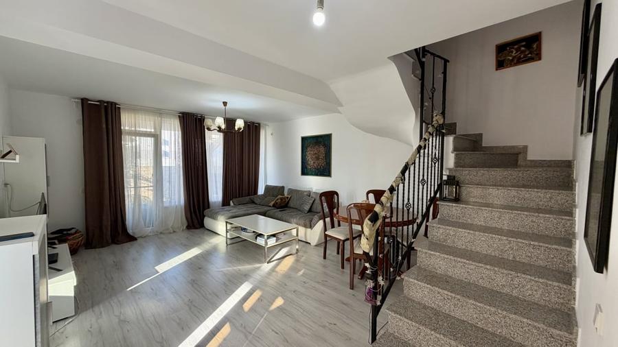 Duplex cu 4 camere cu Teren 160 Mp în Tunari