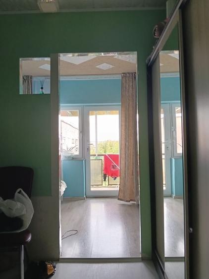 Apartament cu 3 camere decomandat în Păulești