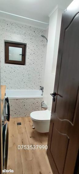 Apartament cu 3 camere decomandat în Cug