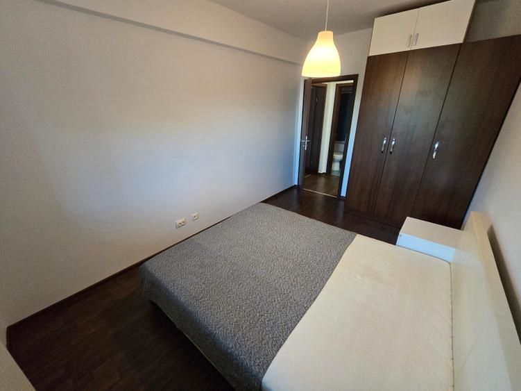 Apartament cu 2 camere decomandat în Păcii