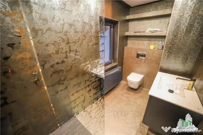 Casă cu 7 camere cu Teren 300 Mp în Central