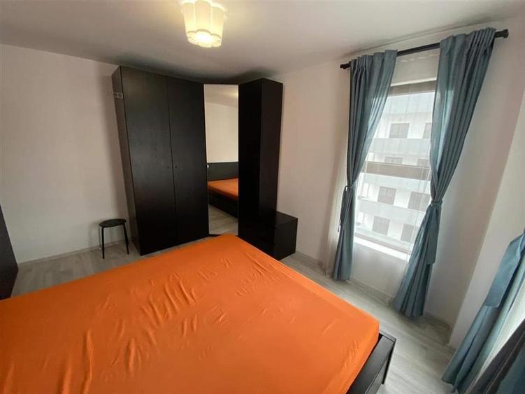 Apartament cu 2 camere semidecomandat, mobilat în Mihai Viteazul