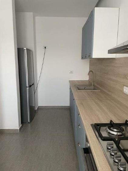 Apartament cu 2 camere decomandat, mobilat în Bd. Laminorului