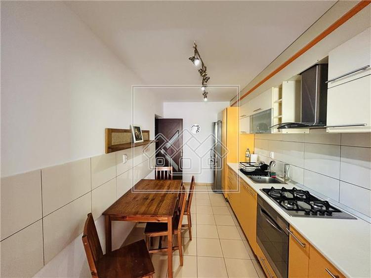 Apartament cu 2 camere decomandat în Șelimbăr