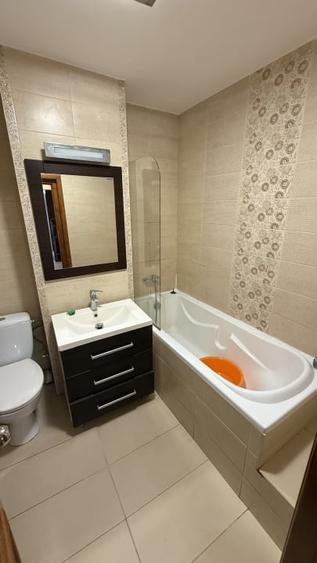 Apartament cu 3 camere decomandat în Zorilor