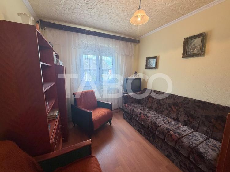 Apartament cu 2 camere semidecomandat, mobilat în Făgăraș