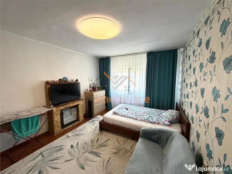 Garsonieră decomandată în Rogerius