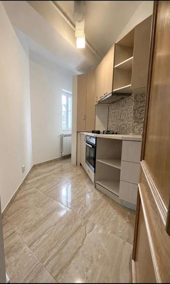 Garsonieră decomandată în Drumul Taberei