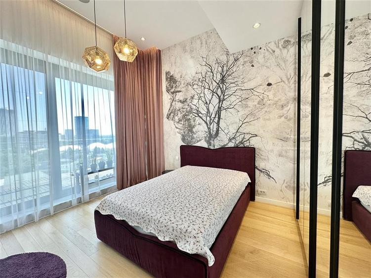 Penthouse cu 5 camere decomandat, mobilat în Herăstrău