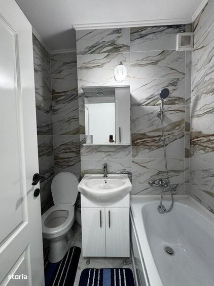 Apartament cu 3 camere în Tătărași