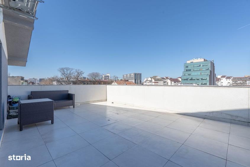 Apartament cu 4 camere decomandat în Exterior Vest