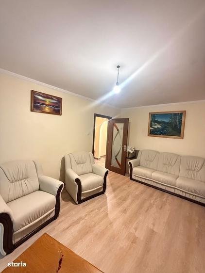 Apartament cu 3 camere decomandat în Central