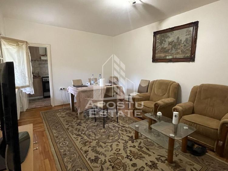 Casă cu 5 camere cu Teren 987 Mp în Gării