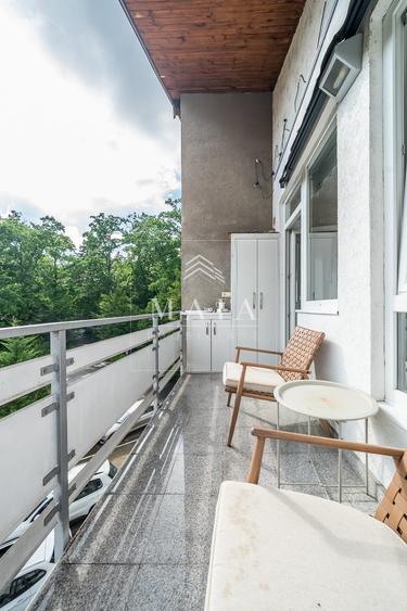 Apartament cu 3 camere decomandat în Calea Dumbrăvii