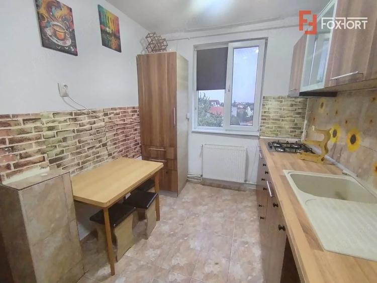 Apartament cu 2 camere decomandat în Dâmbovița