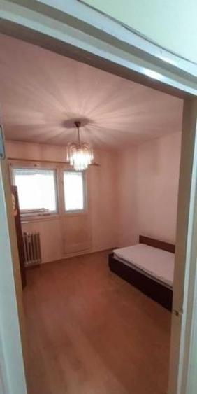 Apartament cu 4 camere în Iancului