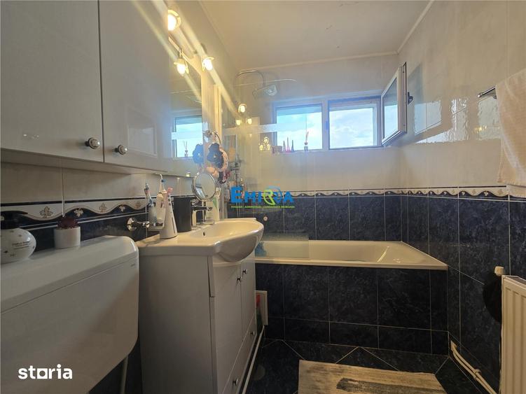 Apartament cu 2 camere semidecomandat în Cornișa