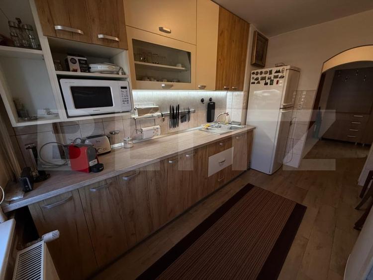 Apartament cu 2 camere decomandat, mobilat în Cantacuzino