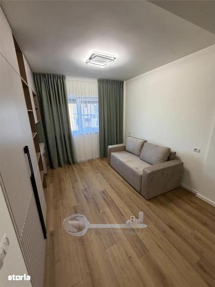 Casă cu 4 camere cu Teren 300 Mp în Rediu
