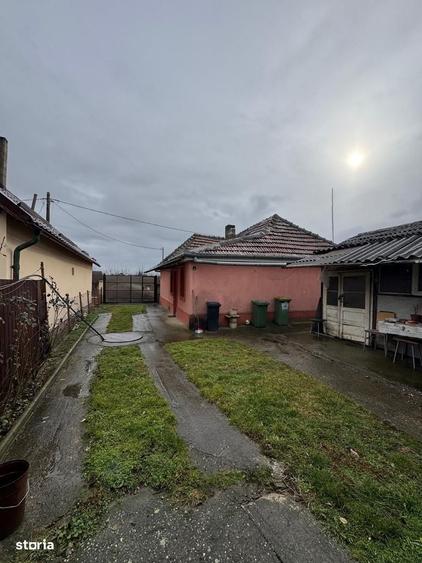 Casă cu 3 camere în Tămășeu