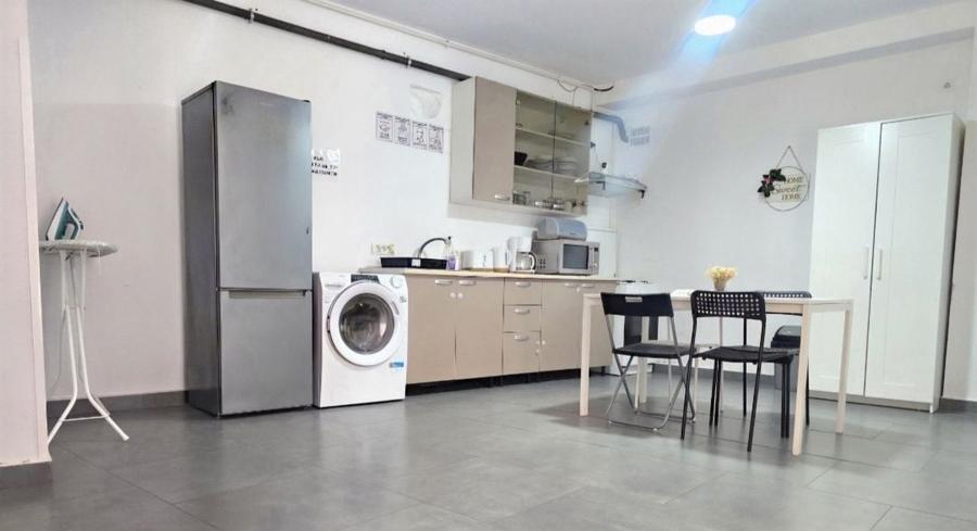 Casă cu 4 camere în Unirii