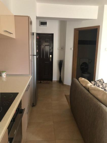 Apartament cu 2 camere semidecomandat în Sânmartin