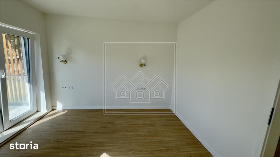Apartament cu 2 camere în Cristian