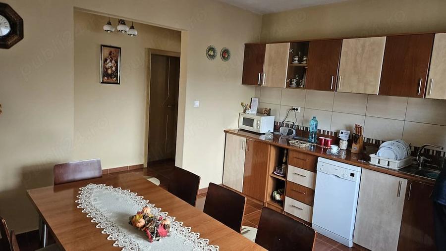 Casă cu Teren 758 Mp în Ciarda Roșie