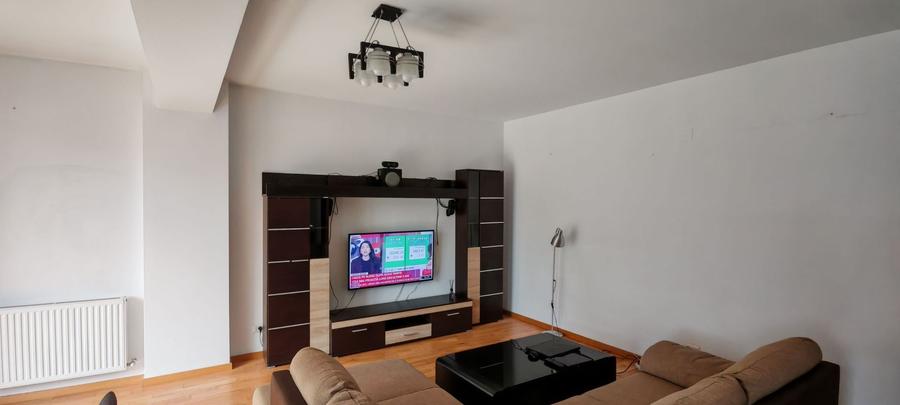 Apartament cu 2 camere semidecomandat în Eminescu
