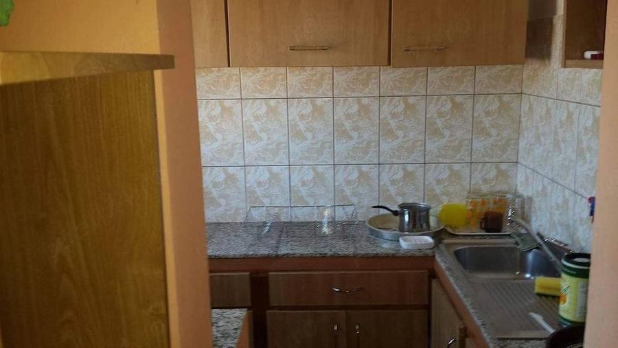 Garsonieră decomandată în Confecții